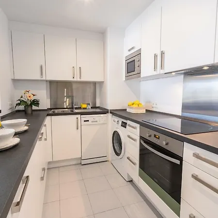 Apartment Vacation I Marina De Banus Retreat, Next To Marina And Shops, 24-7 Security